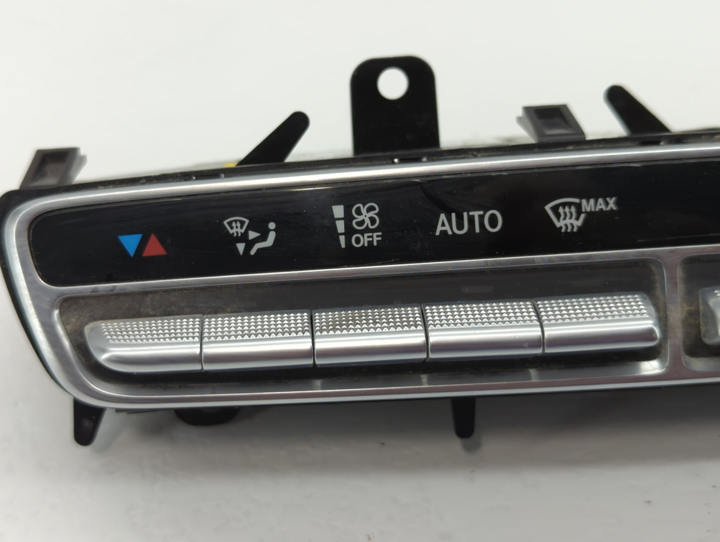 2015 Mercedes-Benz C300 Climate Control Module Temperature AC/Heater Replacement P/N:A 205 905 81 05 Fits Fits 2016 2017 201