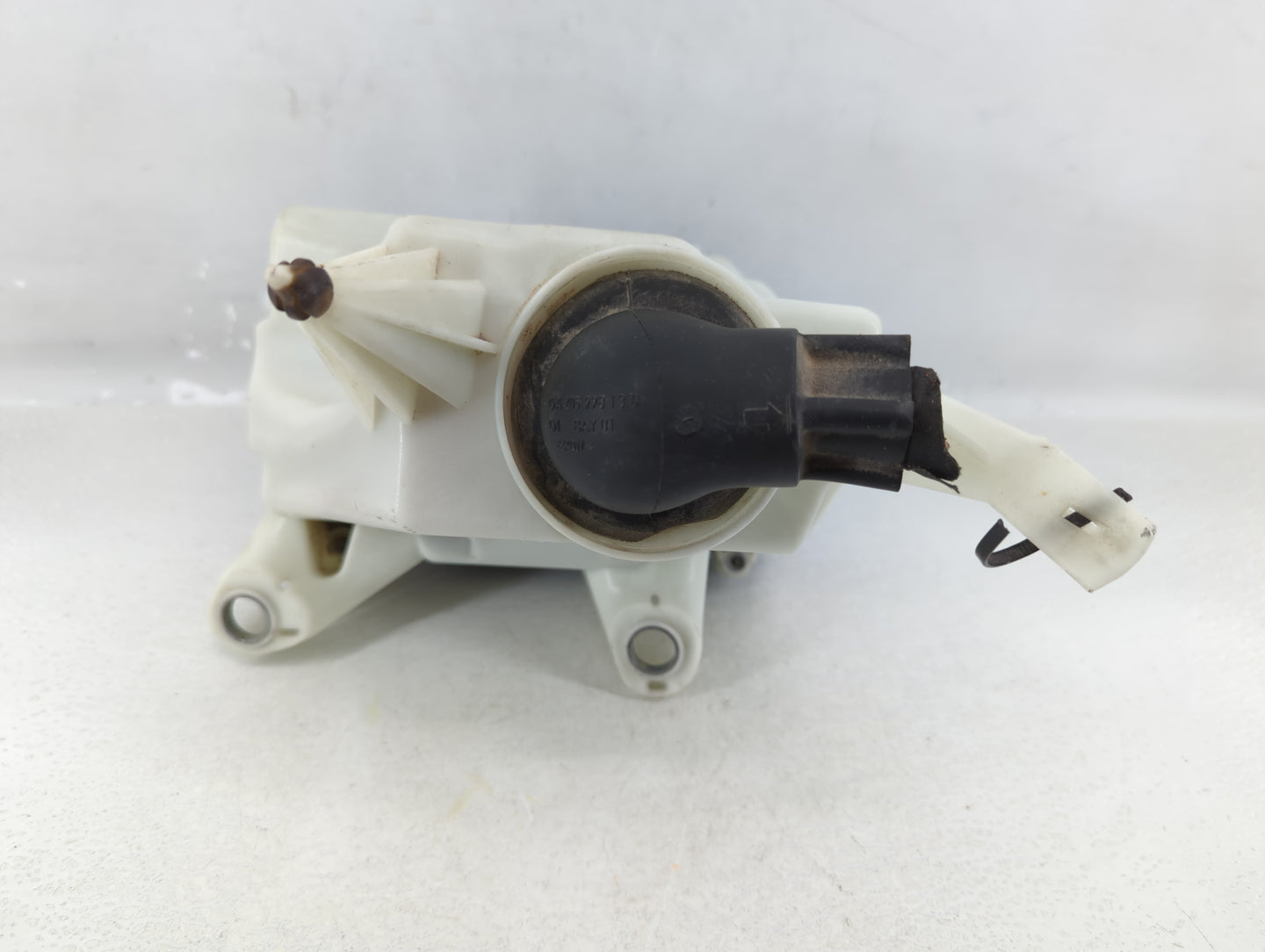 2008 Mercedes-benz C300 Radiator Coolant Overflow Expansion Tank Bottle 610925 - Oemusedautoparts1.com