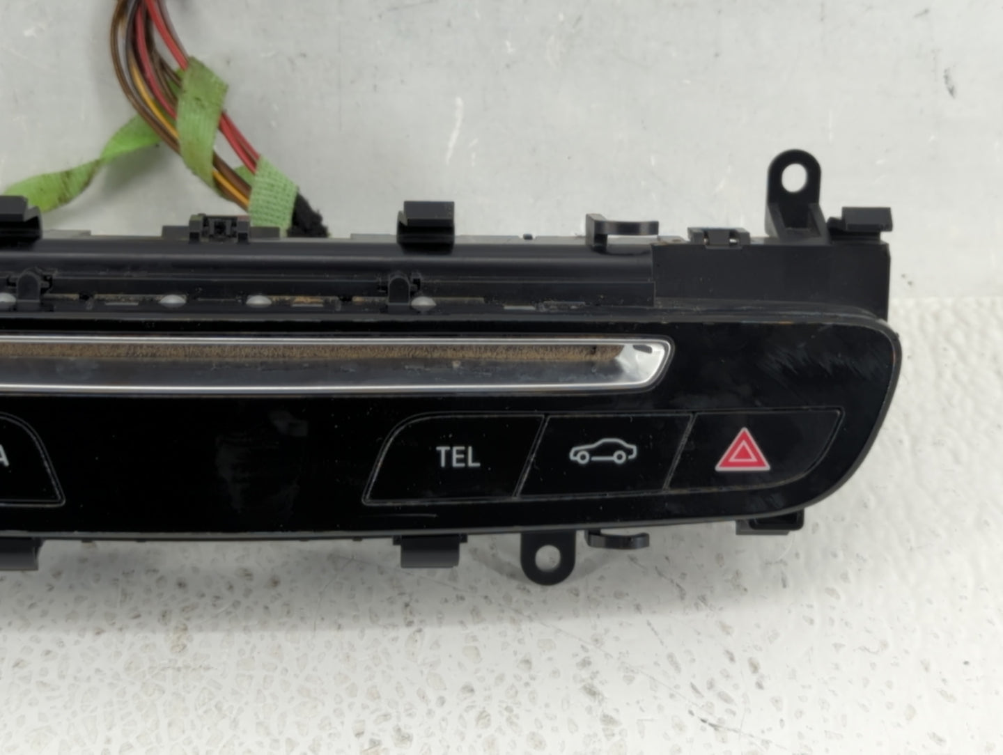 2015-2015 Mercedes-benz C300 Radio Control Panel - Oemusedautoparts1.com