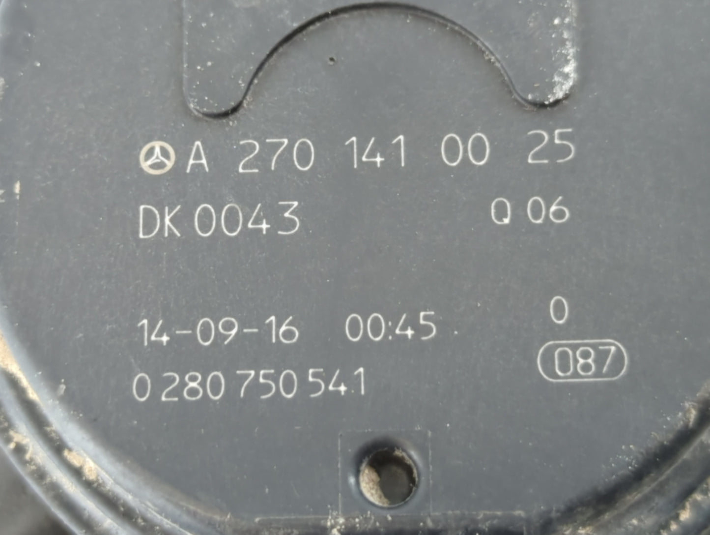 2015-2018 Mercedes-Benz C300 Throttle Body P/N:0 280 750 541 A 270 141 00 25 Fits OEM Used Auto Parts - Oemusedautoparts1.co
