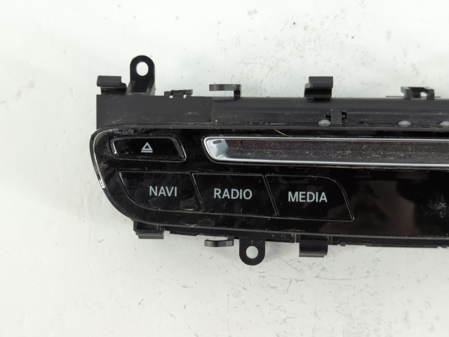2015 Mercedes-Benz C300 Radio AM FM Cd Player Receiver Replacement P/N:34632121-02 A2059055201 Fits Fits 2016 2017 2018 2019