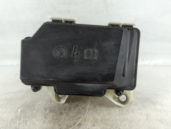 compare product 2015-2017 Mercedes-Benz C300 Fusebox Fuse Box Panel Relay Module P/N:>PP-GF35< A 205 540 00 82 Fits Fits 2015 2016 2017 OEM Used Auto Parts
