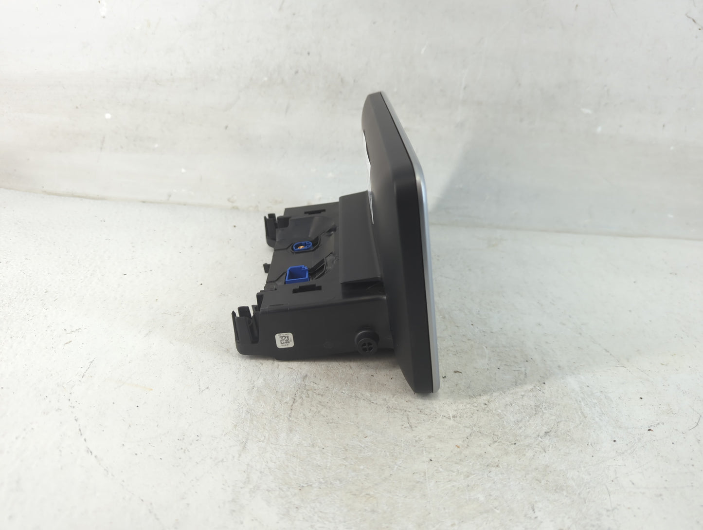 2012-2014 Mercedes-benz C300 Information Display Screen - Oemusedautoparts1.com