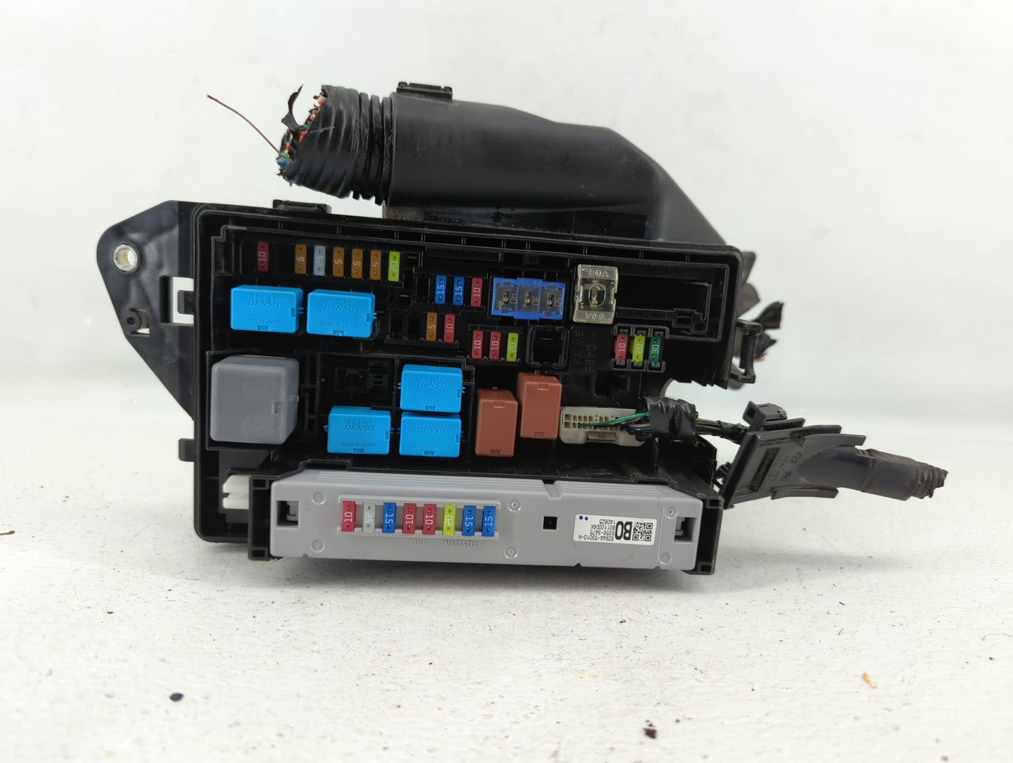2015 Mercedes-Benz C350 Fusebox Fuse Box Panel Relay Module Fits Fits 2016 2017 2018 2019 OEM Used Auto Parts - Oemusedautop
