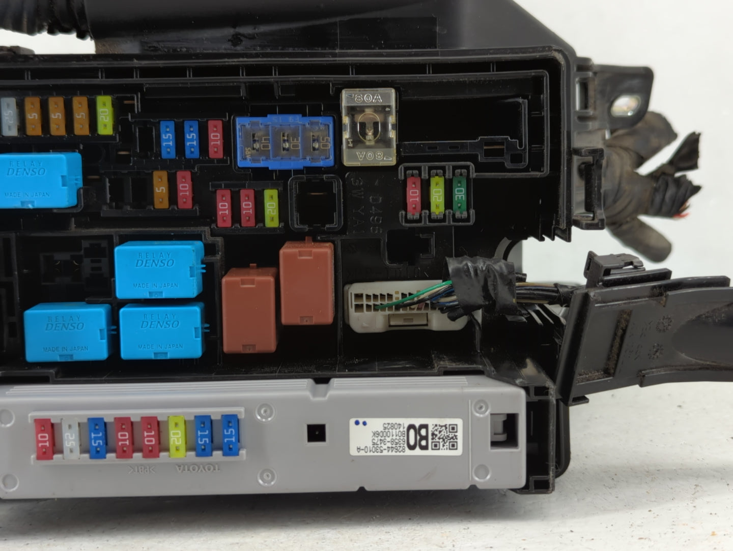 2015 Mercedes-Benz C350 Fusebox Fuse Box Panel Relay Module Fits Fits 2016 2017 2018 2019 OEM Used Auto Parts - Oemusedautop
