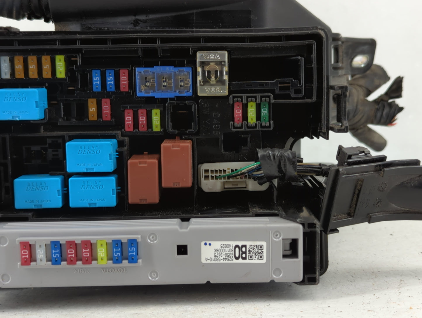 2015 Mercedes-Benz C350 Fusebox Fuse Box Panel Relay Module Fits Fits 2016 2017 2018 2019 OEM Used Auto Parts - Oemusedautop