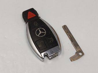 compare product Mercedes-Benz Keyless Entry Remote Fob Iyzdc07 4 Buttons