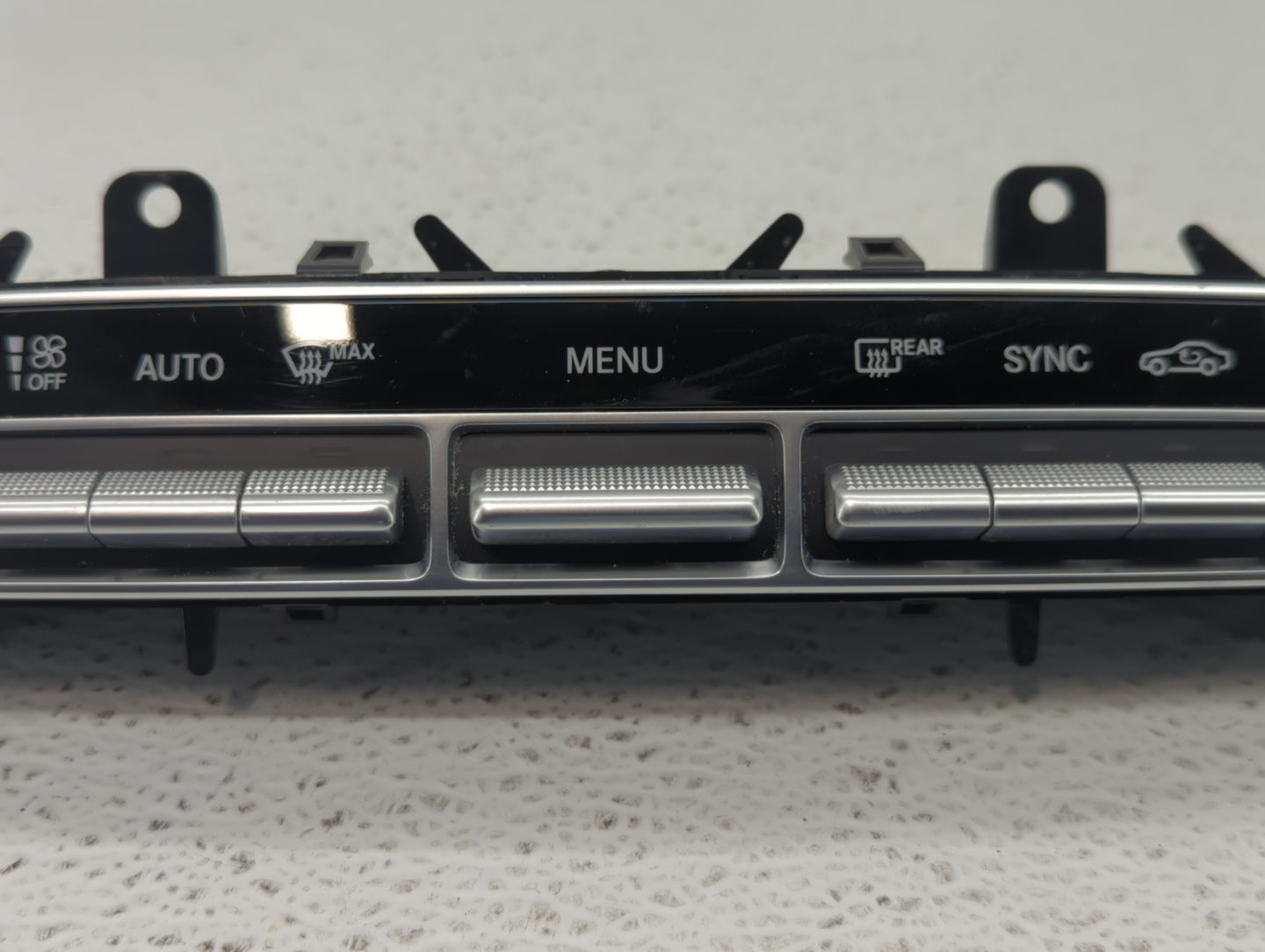 2016 Mercedes-Benz C450 Amg Climate Control Module Temperature AC/Heater Replacement P/N:A 205 905 47 06 A 205 905 81 05 Fit