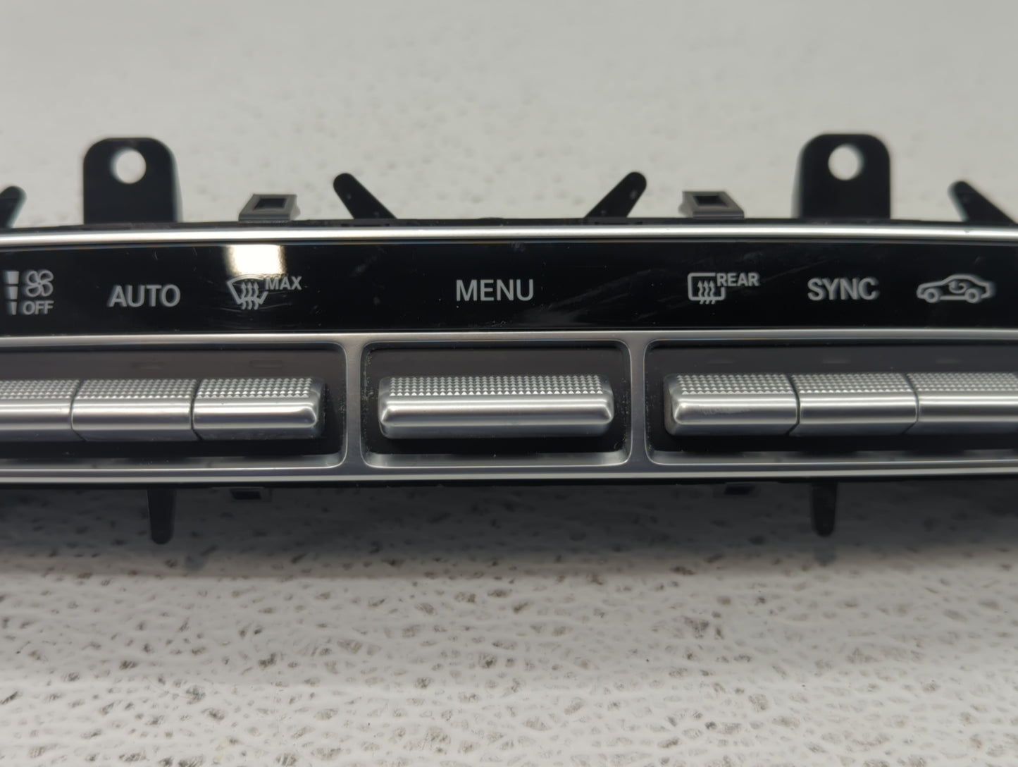 2016 Mercedes-Benz C450 Amg Climate Control Module Temperature AC/Heater Replacement P/N:A 205 905 47 06 A 205 905 81 05 Fit