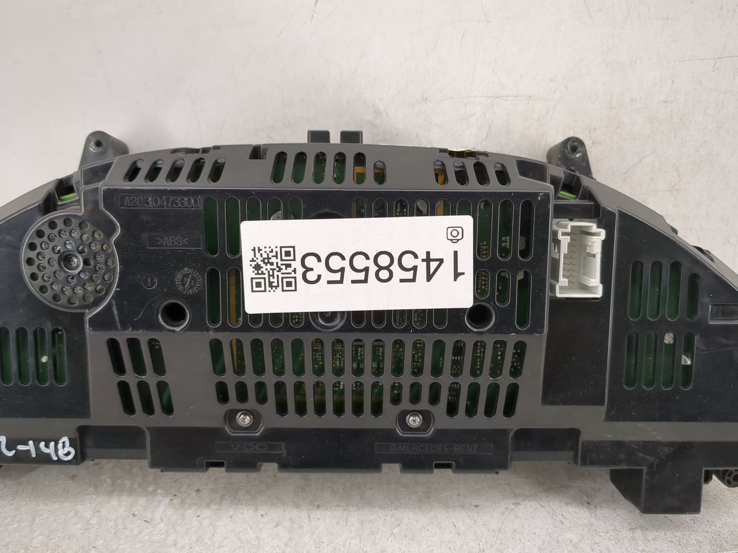 2015 Mercedes-Benz Cclass Instrument Cluster Speedometer Gauges P/N:A2C53435303 A2C87297000, A2049005213 Miles: Fits Fits 20