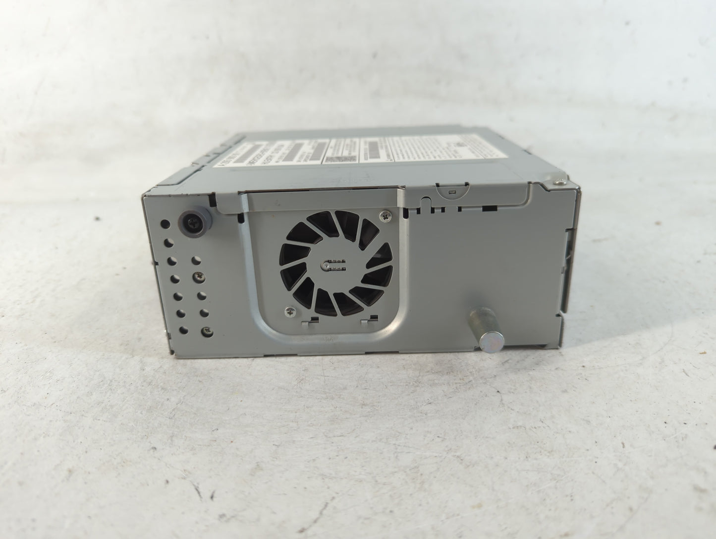 2015 Mercedes-Benz Cl550 Radio AM FM Cd Player Receiver Replacement P/N:A 205 900 90 17 E2563731 Fits OEM Used Auto Parts - 
