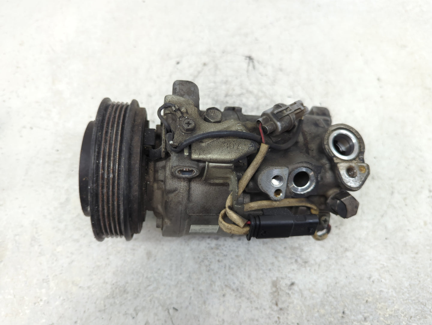 2014-2016 Mercedes-benz Cla250 Air Conditioning A/c Ac Compressor Oem - Oemusedautoparts1.com