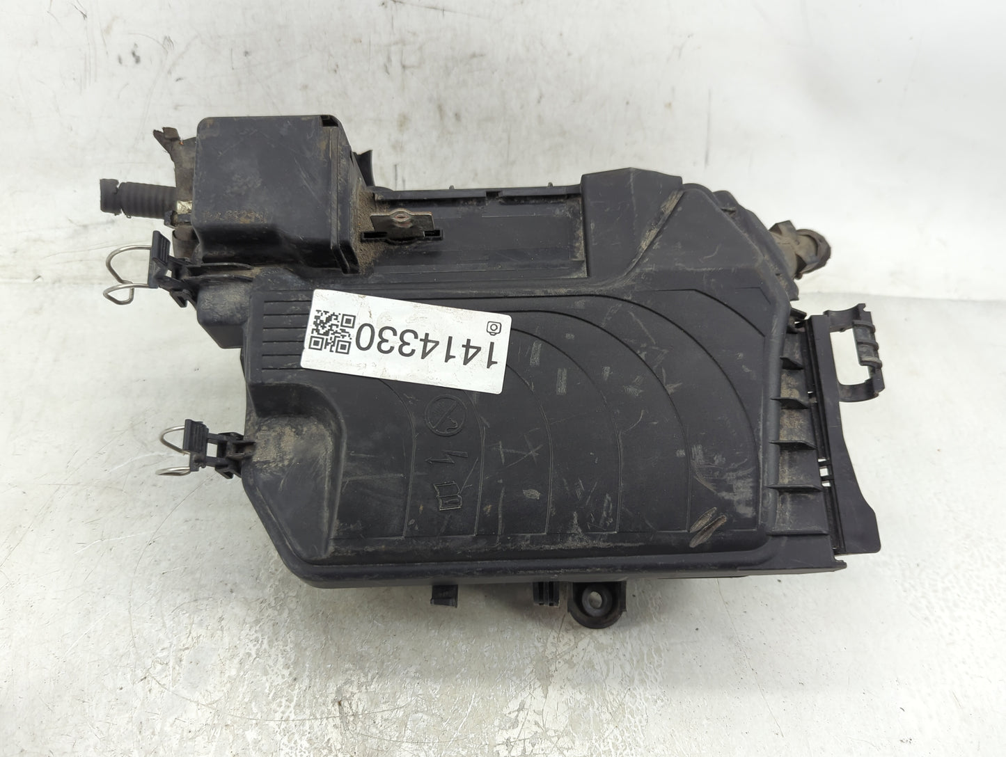 2014-2019 Mercedes-Benz Cla250 Fusebox Fuse Box Panel Relay Module P/N:2465400182 Fits OEM Used Auto Parts - Oemusedautopart
