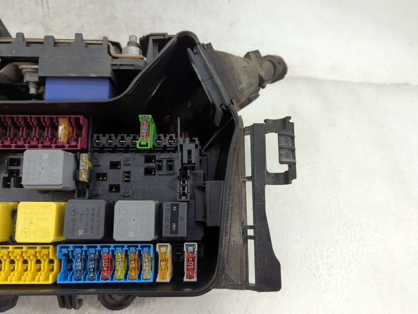2014-2019 Mercedes-Benz Cla250 Fusebox Fuse Box Panel Relay Module P/N:2465400182 Fits OEM Used Auto Parts - Oemusedautopart