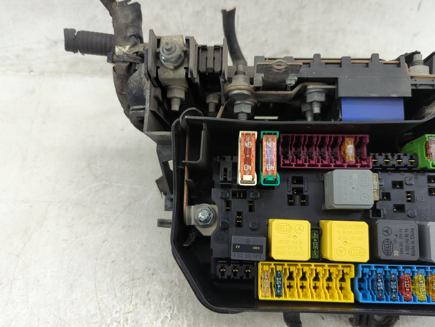 2014-2019 Mercedes-Benz Cla250 Fusebox Fuse Box Panel Relay Module P/N:2465400182 Fits OEM Used Auto Parts - Oemusedautopart