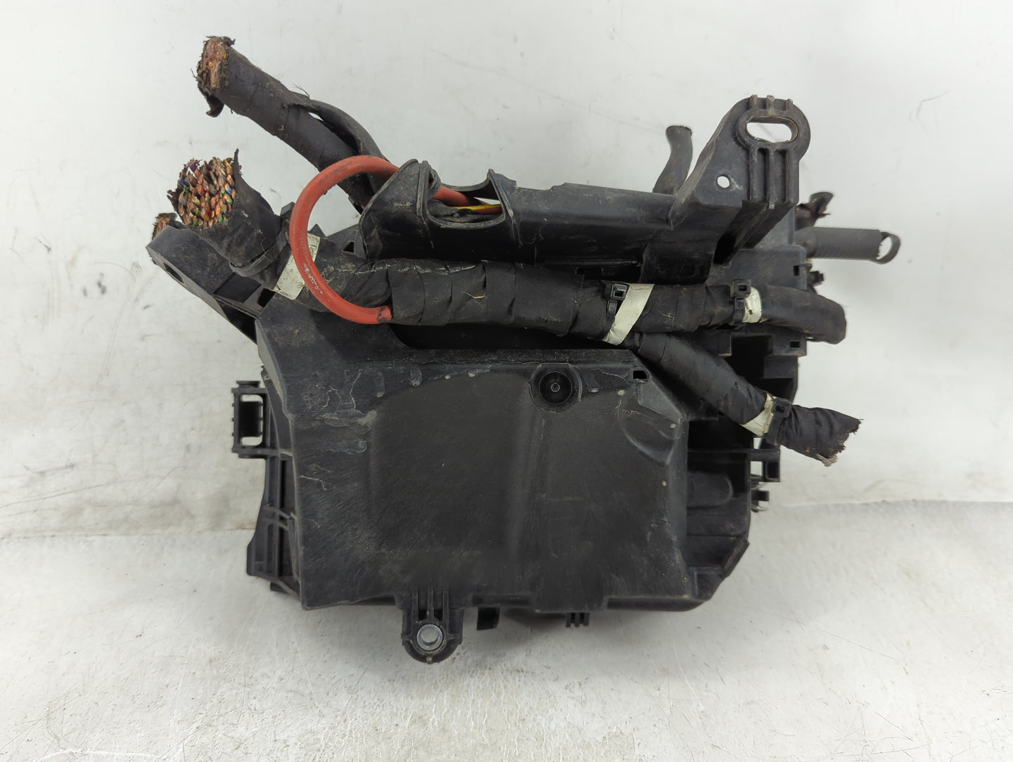 2014-2019 Mercedes-Benz Cla250 Fusebox Fuse Box Panel Relay Module P/N:2465400182 Fits OEM Used Auto Parts - Oemusedautopart