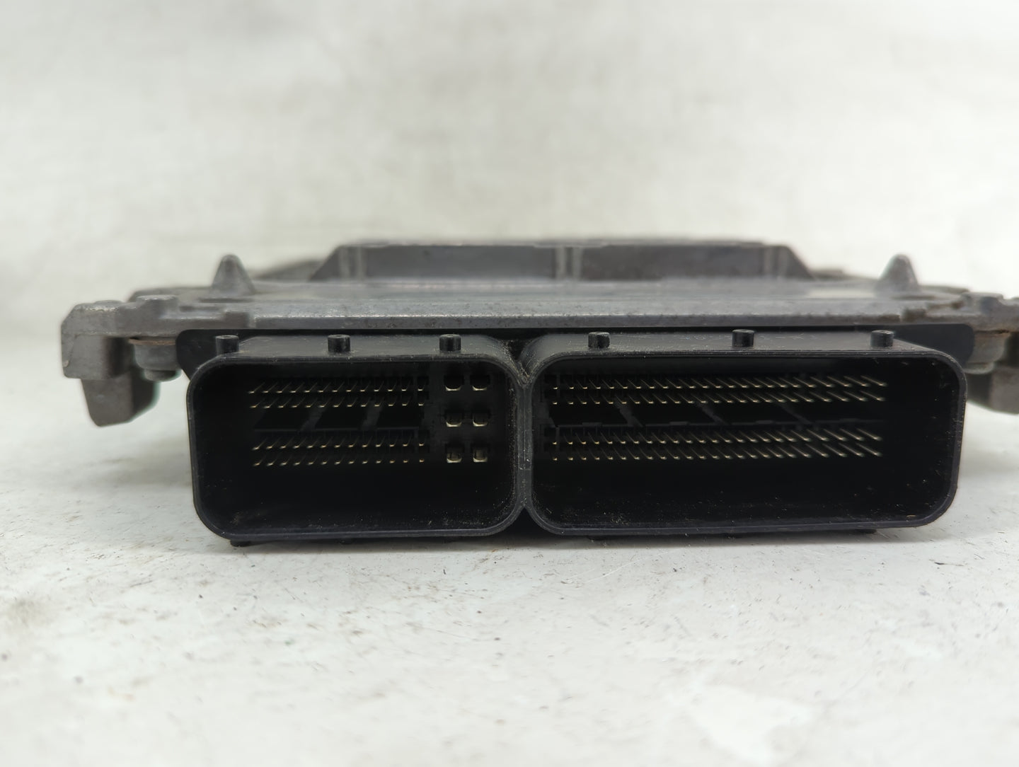 2015 Mercedes-Benz Cla250 PCM Engine Control Computer ECU ECM PCU OEM P/N:0261S09816 A270901170, A 270 900 21 00 Fits OEM Us