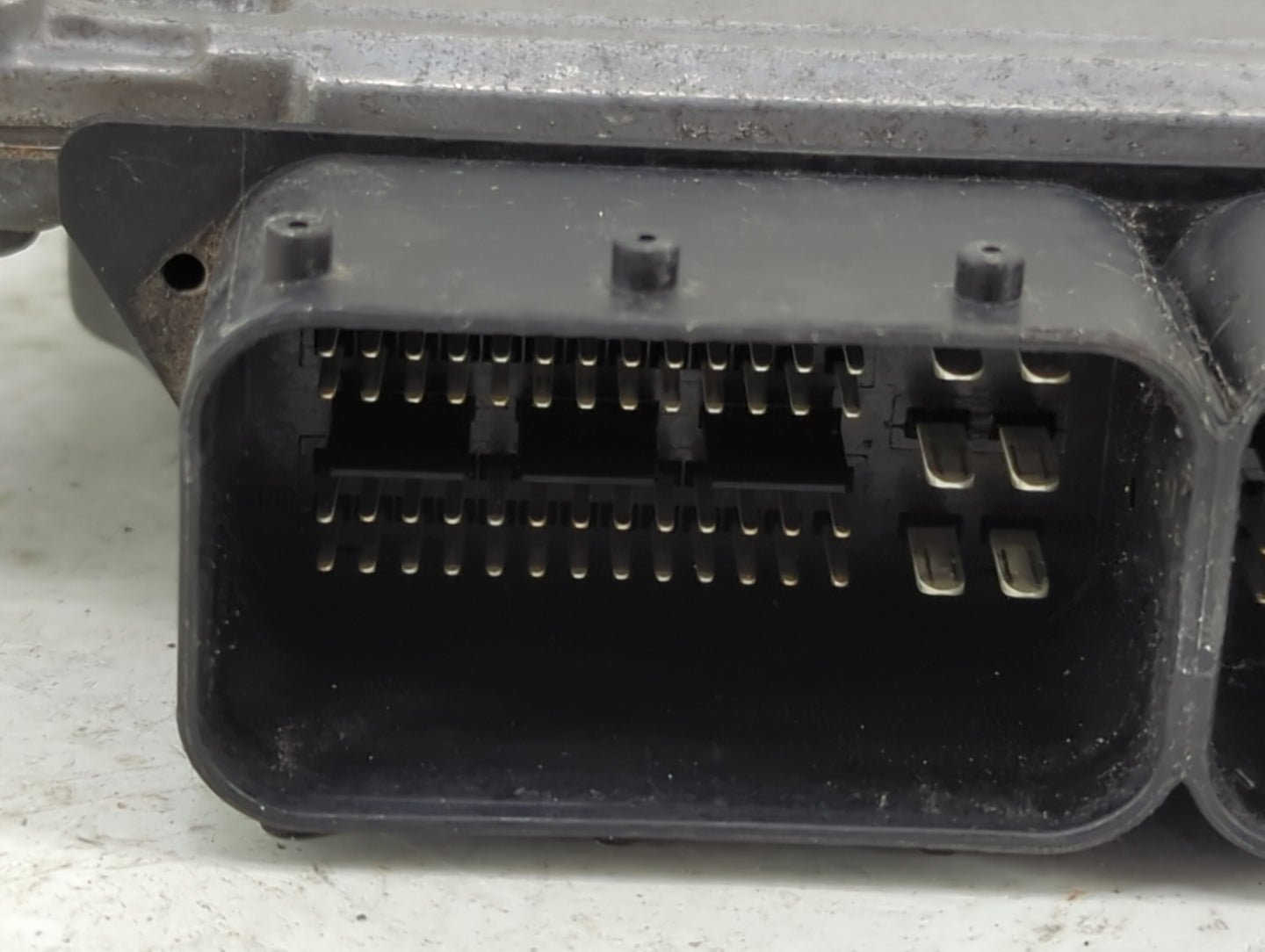 2015 Mercedes-Benz Cla250 PCM Engine Control Computer ECU ECM PCU OEM P/N:0261S09816 A270901170, A 270 900 21 00 Fits OEM Us