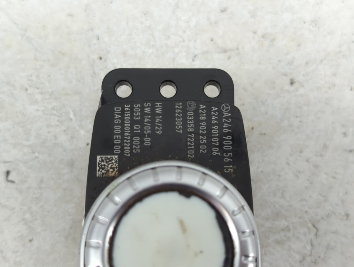 2014-2016 Mercedes-Benz Cla250 Radio AM FM Cd Player Receiver Replacement P/N:A2469005615 A2469010706 Fits OEM Used Auto Par