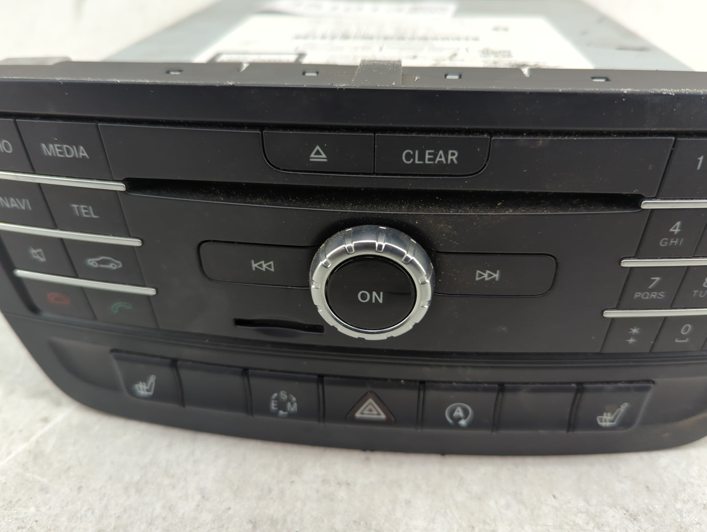 2015 Mercedes-Benz Cla250 Radio AM FM Cd Player Receiver Replacement P/N:A2469005513 CN-MP54E0AEB, A2469015513, A2469025202 