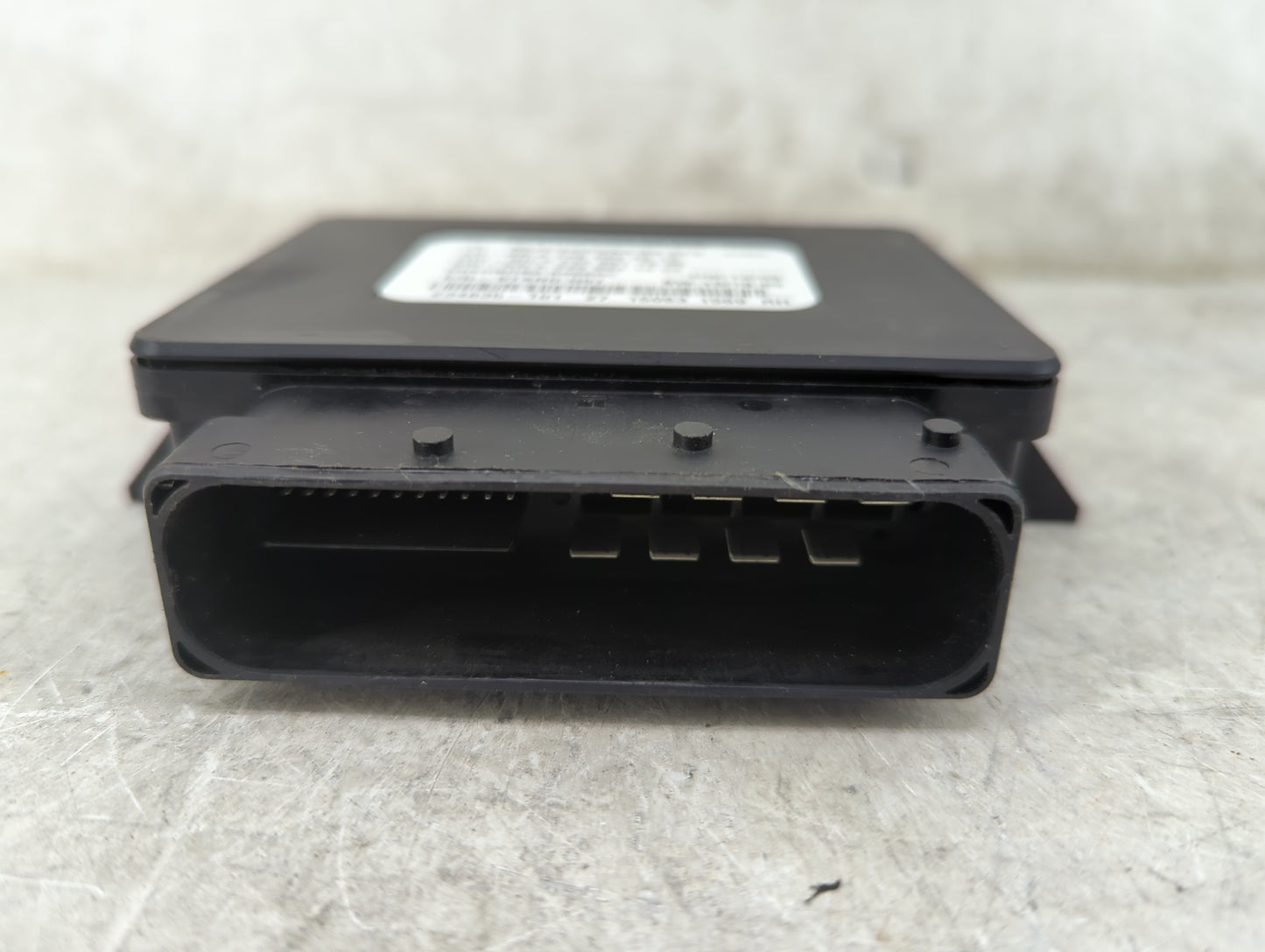 2014 Mercedes-benz Cla250 Body Control Module Bcm Inner Cabin Fuse Box - Oemusedautoparts1.com
