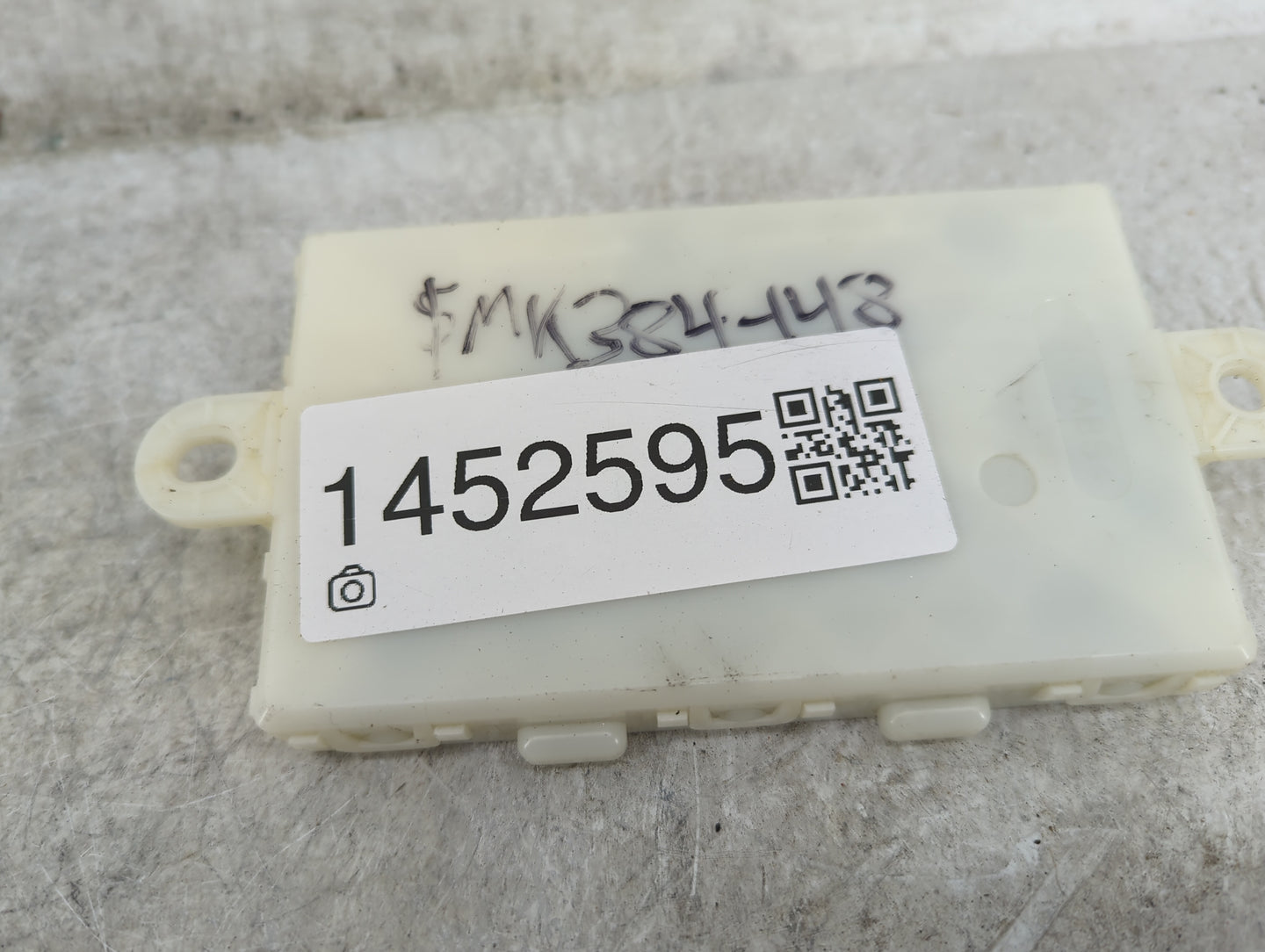 2014-2019 Mercedes-benz Cla250 Locking Control Module - Oemusedautoparts1.com