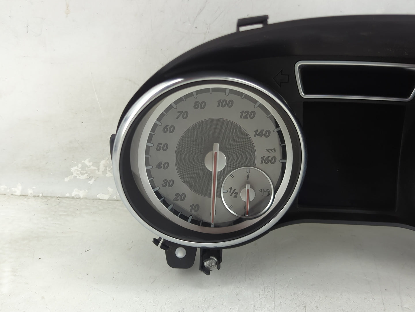 2015 Mercedes-Benz Cla250 Instrument Cluster Speedometer Gauges P/N:A1179004101 0263697114, A1179013901, A1729025105 Miles: 