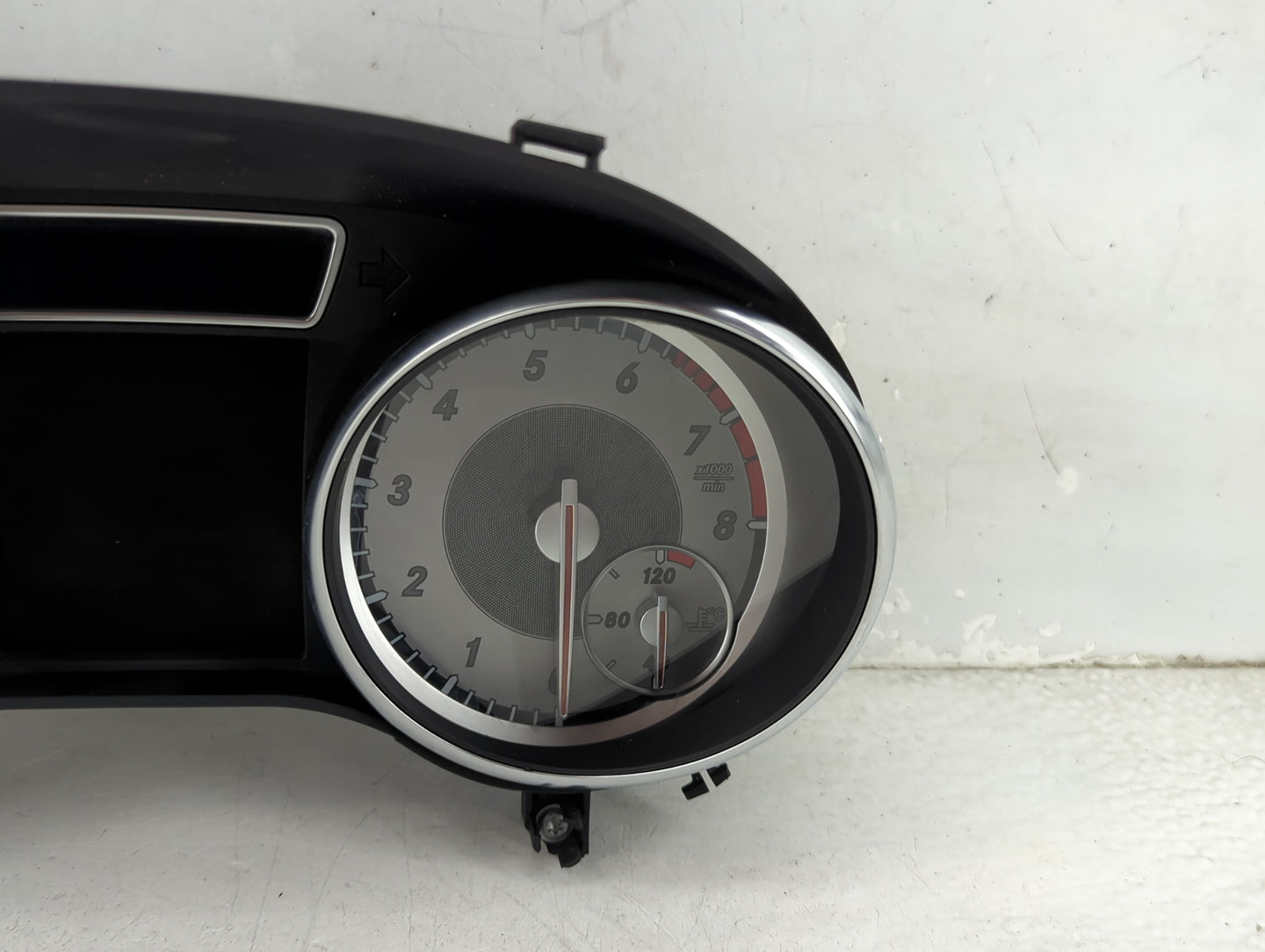 2015 Mercedes-Benz Cla250 Instrument Cluster Speedometer Gauges P/N:A1179004101 0263697114, A1179013901, A1729025105 Miles: 