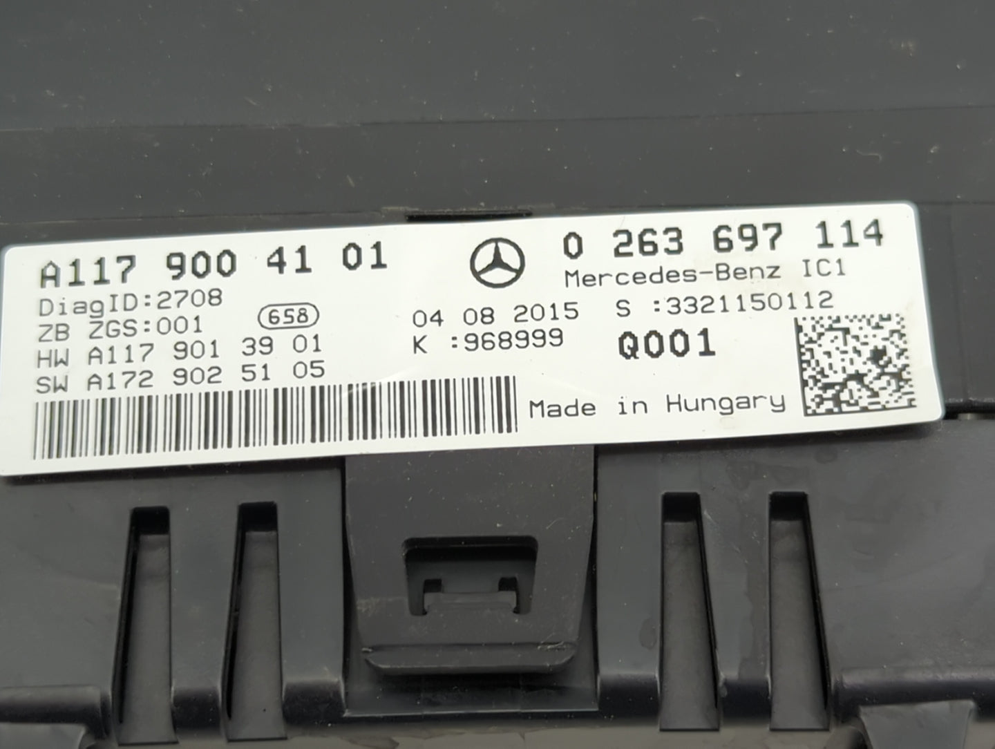 2015 Mercedes-Benz Cla250 Instrument Cluster Speedometer Gauges P/N:A1179004101 0263697114, A1179013901, A1729025105 Miles: 