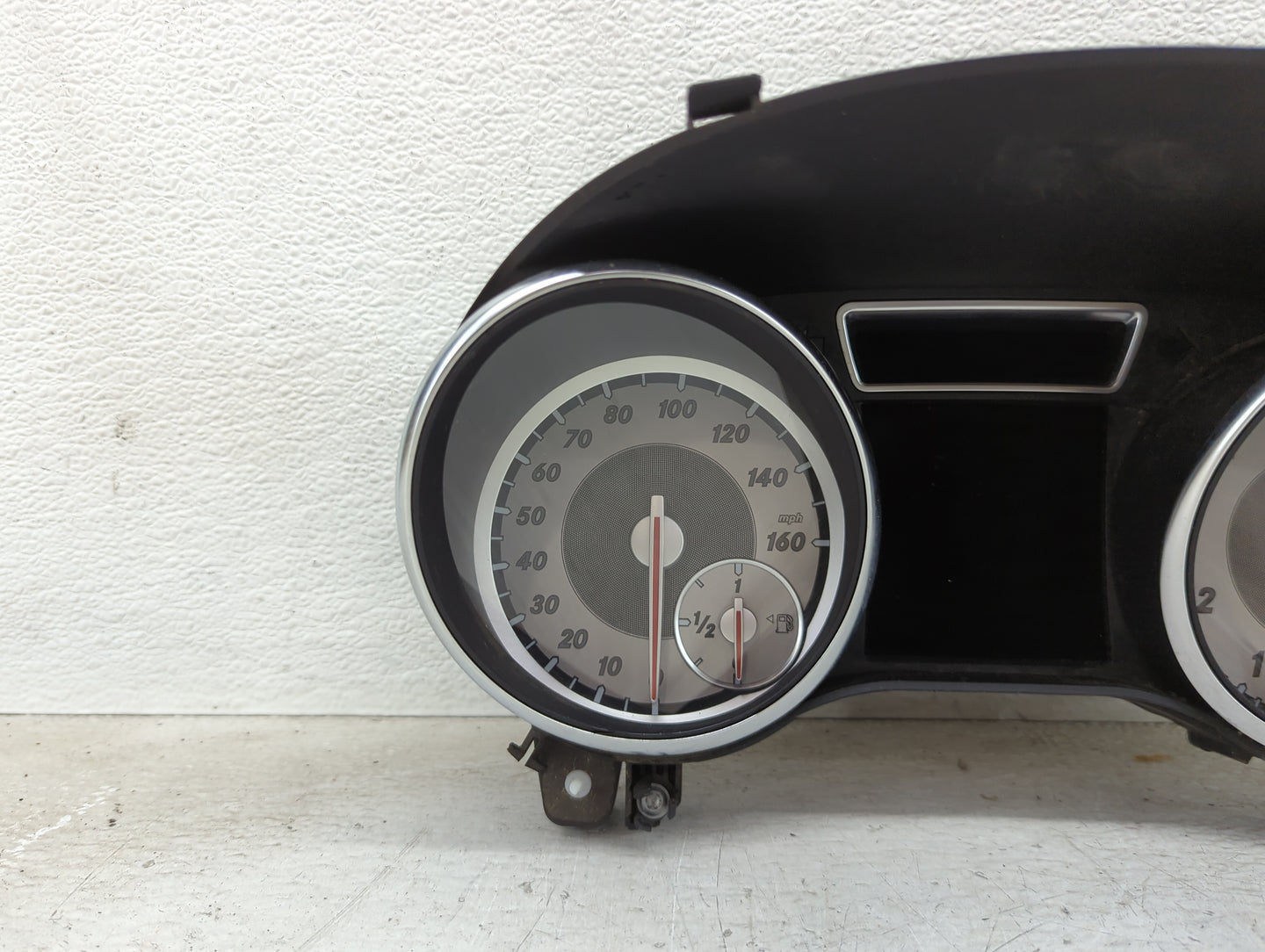 2015 Mercedes-Benz Cla250 Instrument Cluster Speedometer Gauges P/N:A1179004101 0263697114, A1179013901 Miles:64K Fits OEM U