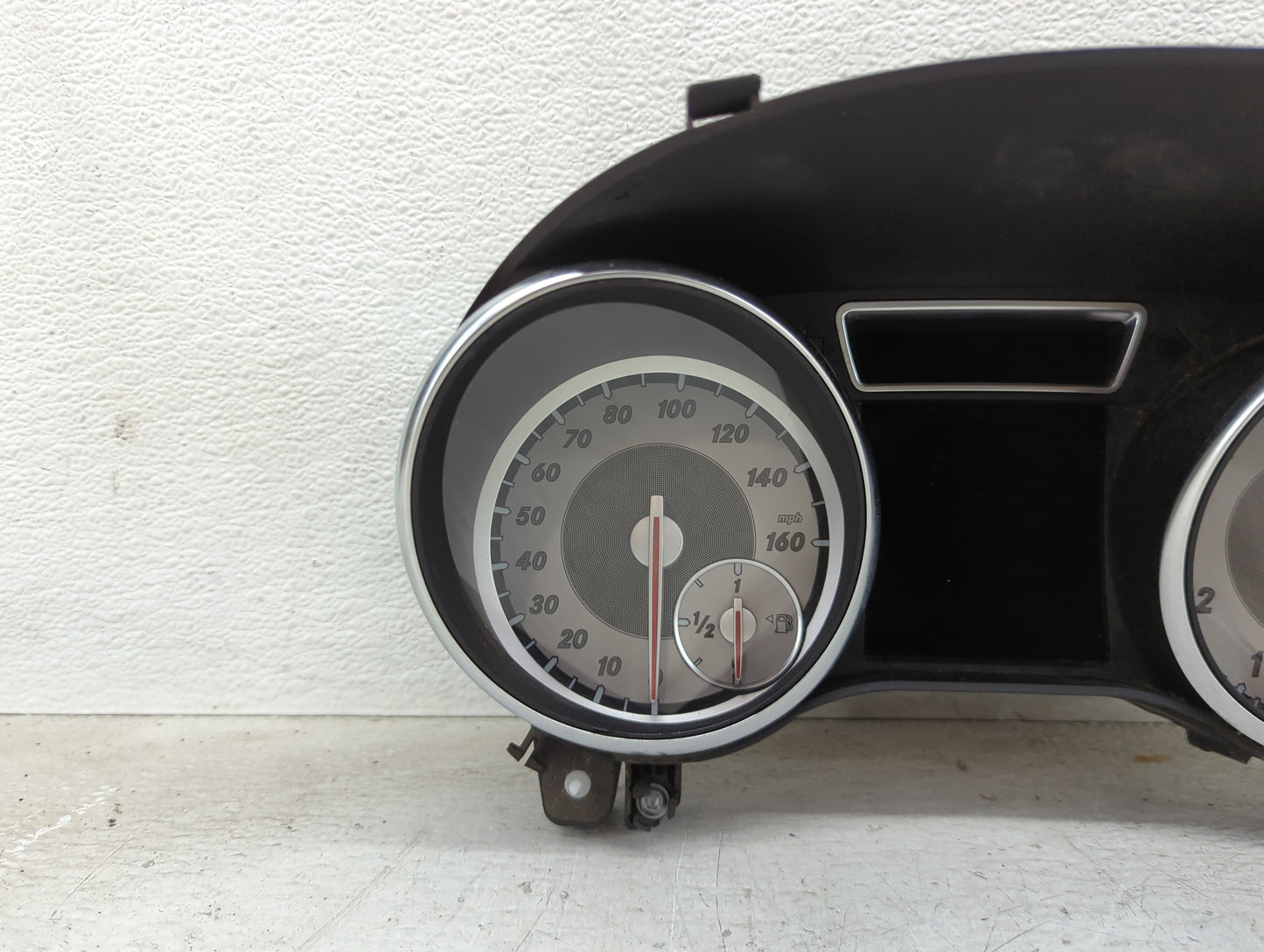 2015 Mercedes-Benz Cla250 Instrument Cluster Speedometer Gauges P/N:A1179004101 0263697114, A1179013901 Miles:64K Fits OEM U
