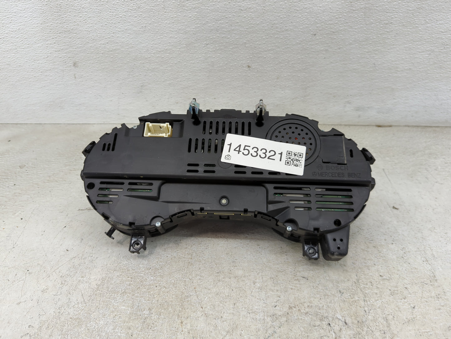 2015 Mercedes-Benz Cla250 Instrument Cluster Speedometer Gauges P/N:A1179004101 0263697114, A1179013901 Miles:64K Fits OEM U