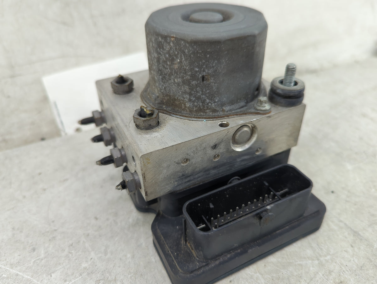 2014-2019 Mercedes-Benz Cla250 Anti-Lock Brake ABS Pump Module Actuator OEM P/N:A0004310500 269627 Fits OEM Used Auto Parts 