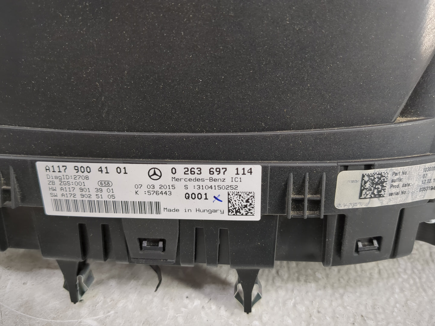 2015 Mercedes-Benz Cla250 Instrument Cluster Speedometer Gauges P/N:A1179004101 0263697114, A1179013901 Miles:91K Fits OEM U