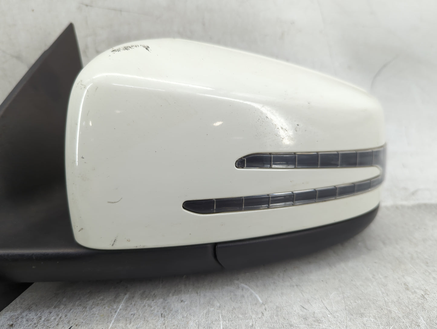 2014-2016 Mercedes-Benz Cla250 Driver Side View Mirror - Left Door Mirror OEM Used - Oemusedautoparts1.com