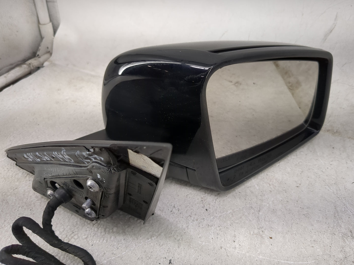 2014-2016 Mercedes-Benz Cla250 Passenger Side View Mirror - Right Door Mirror OEM Used - Oemusedautoparts1.com