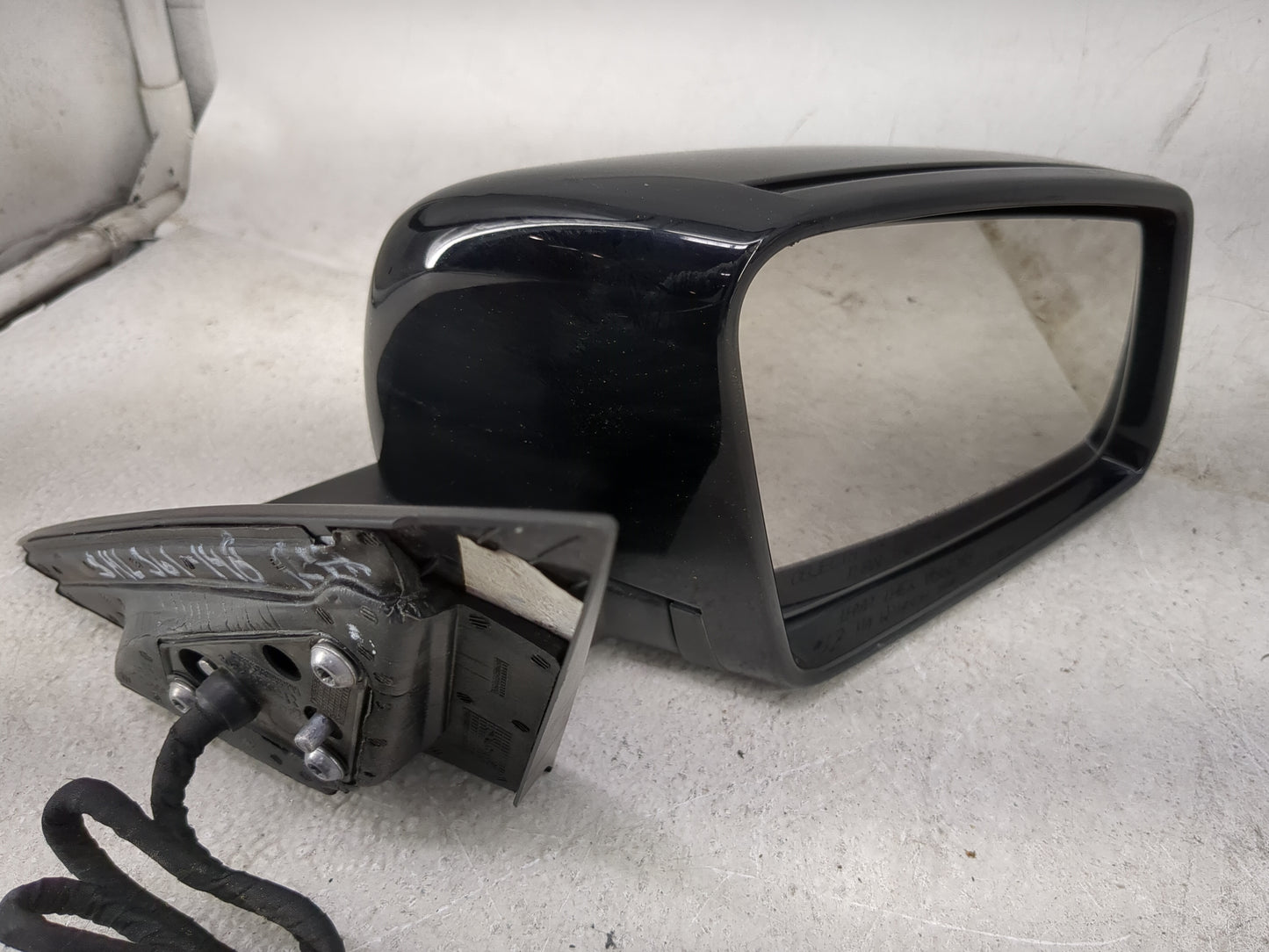 2014-2016 Mercedes-Benz Cla250 Passenger Side View Mirror - Right Door Mirror OEM Used - Oemusedautoparts1.com