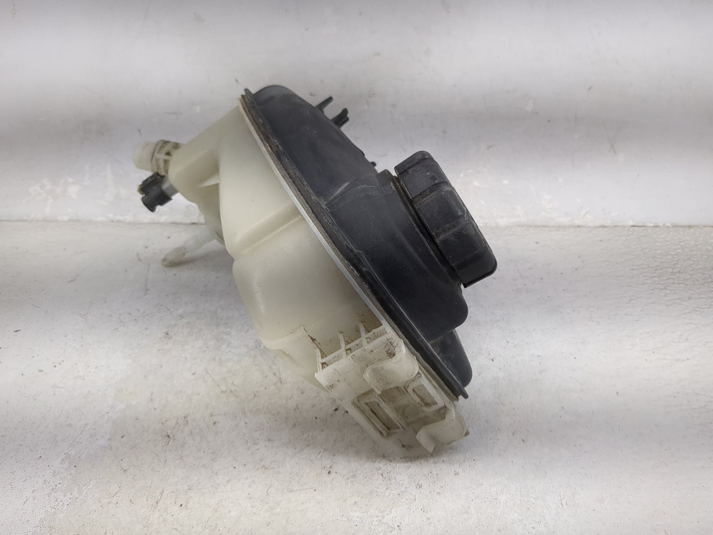 2014 Cla250 Radiator Coolant Overflow Expansion Tank Bottle - Oemusedautoparts1.com