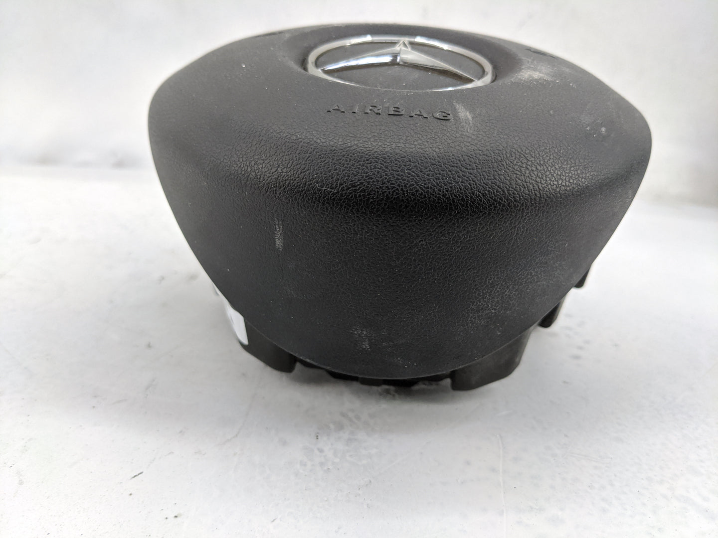 2014 Mercedes-benz Cla250 Air Bag Driver Left Steering Wheel Mounted 1477608 - Oemusedautoparts1.com