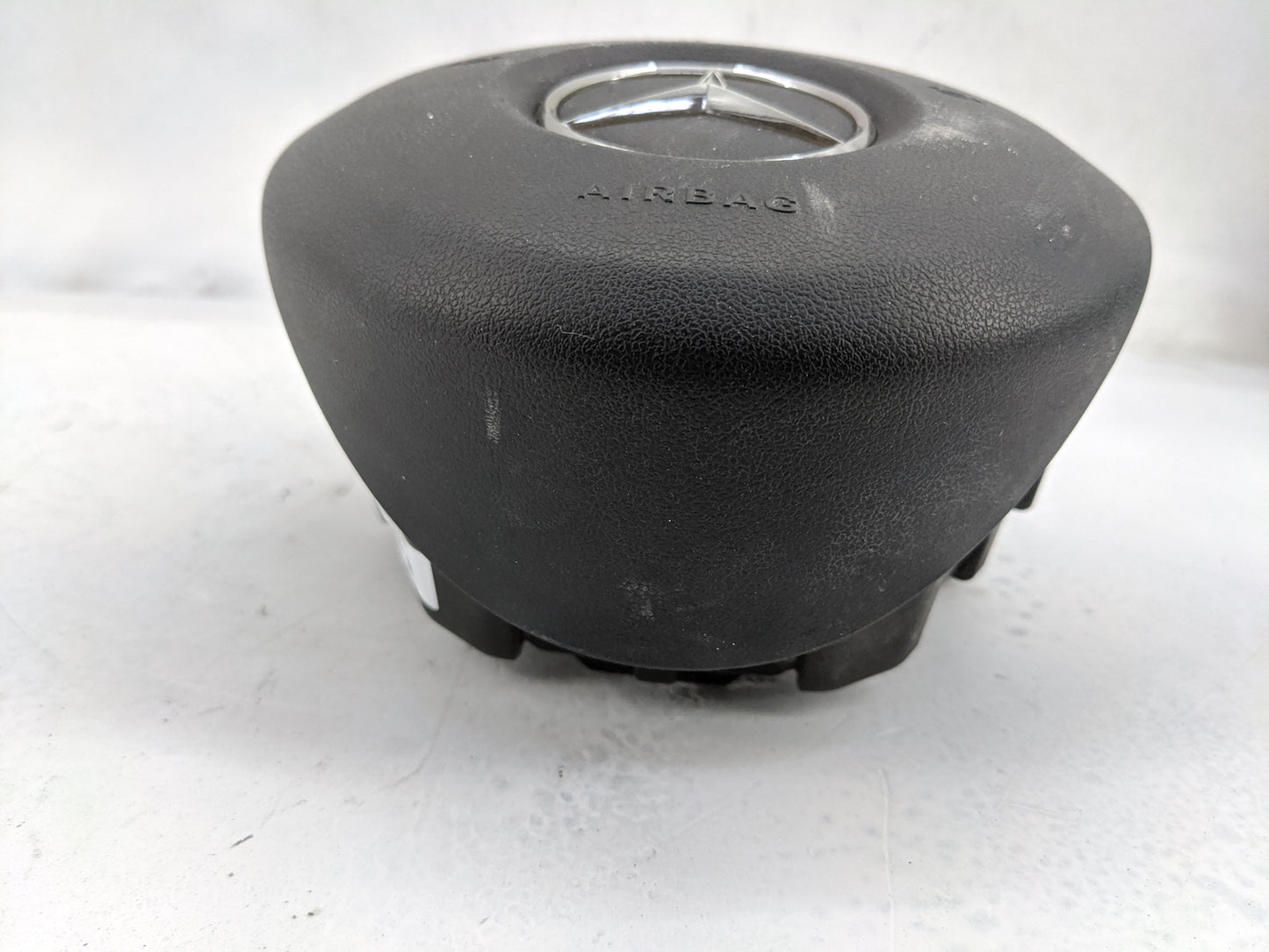 2014 Mercedes-benz Cla250 Air Bag Driver Left Steering Wheel Mounted 1477608 - Oemusedautoparts1.com