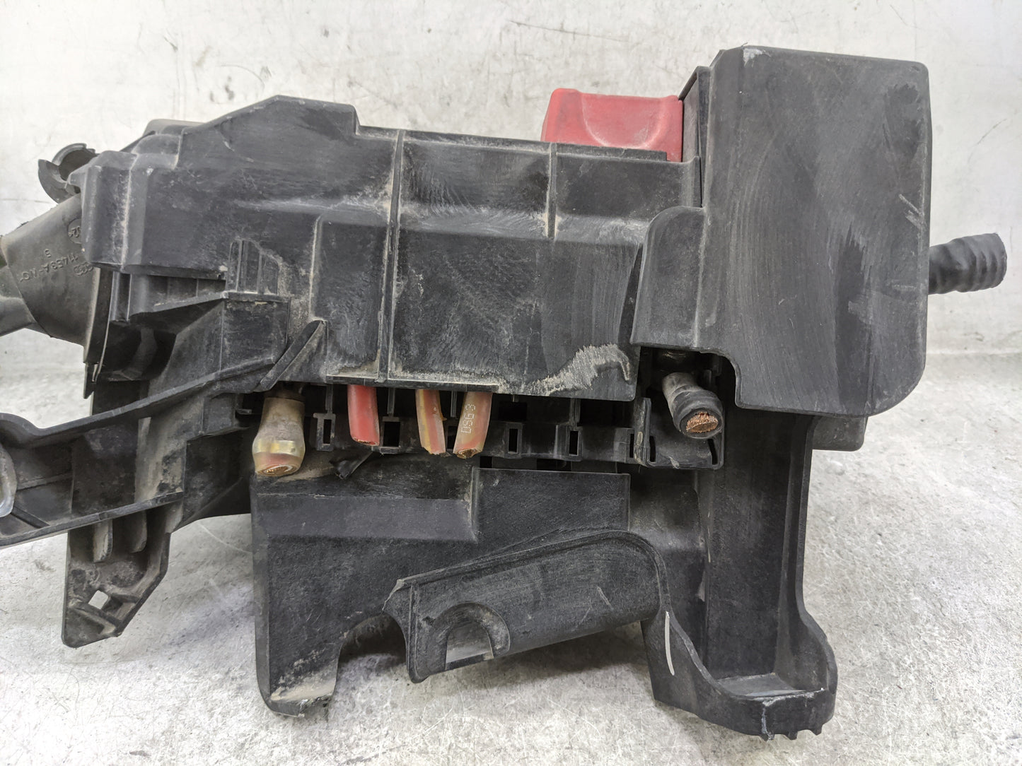 2014-2019 Mercedes-Benz Cla250 Fusebox Fuse Box Panel Relay Module P/N:A2465400182 Fits Fits 2013 2014 2015 2016 2017 2018 2