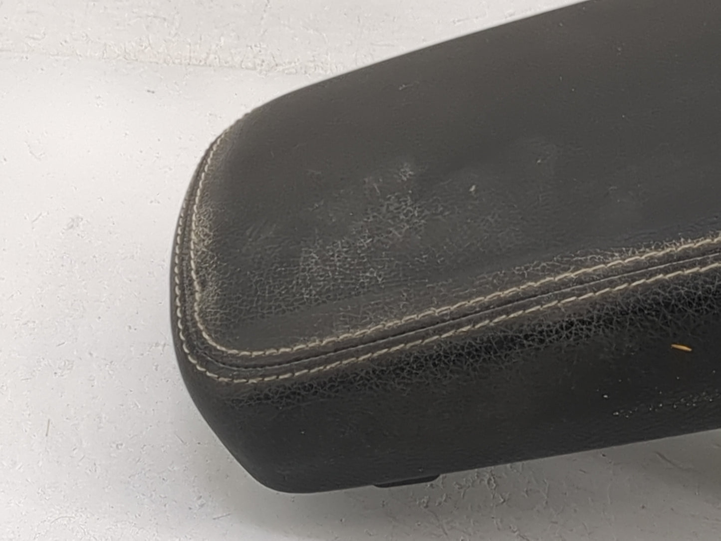 2015 Mercedes-Benz Cla250 Center Console Armrest Cover Lid Fits OEM Used Auto Parts - Oemusedautoparts1.com