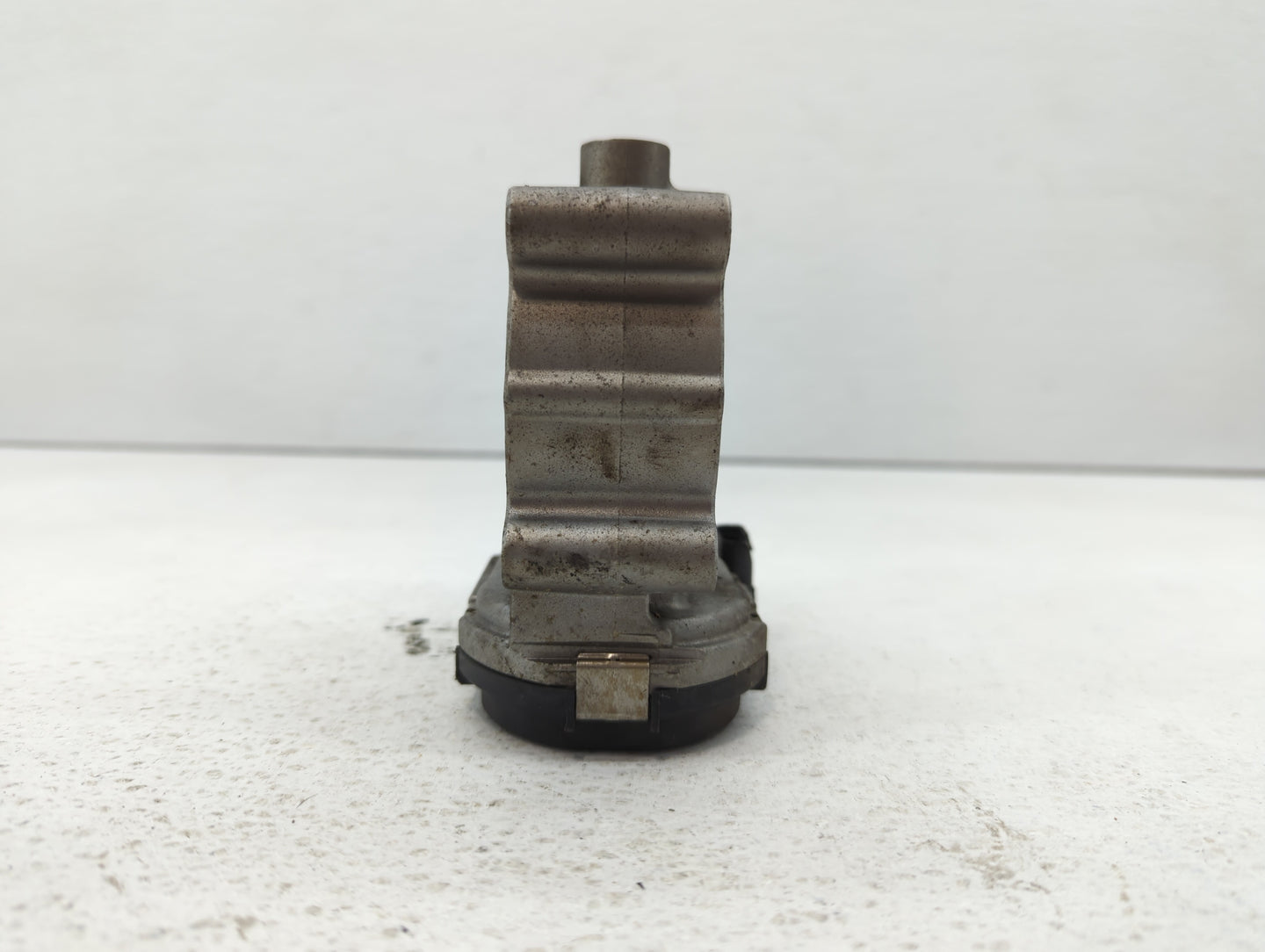 2014-2019 Mercedes-Benz Cla250 Throttle Body P/N:A 270 141 00 25 2701410025 Fits Fits 2013 2014 2015 2016 2017 2018 2019 202
