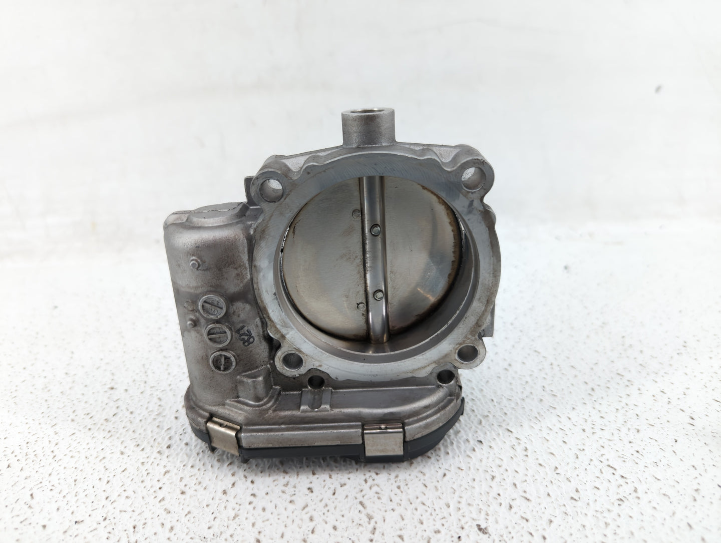 2012-2016 Mercedes-Benz E350 Throttle Body P/N:A 276 141 01 25 2761410125 Fits OEM Used Auto Parts - Oemusedautoparts1.com