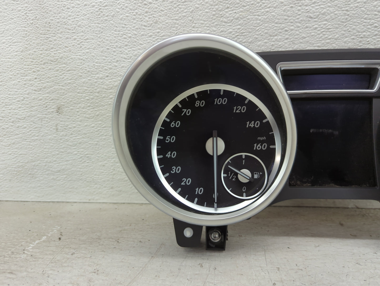 2015 Mercedes-Benz Gl-Class Instrument Cluster Speedometer Gauges P/N:A1669008314 0263683418 Miles:107K Fits Fits 2016 OEM U