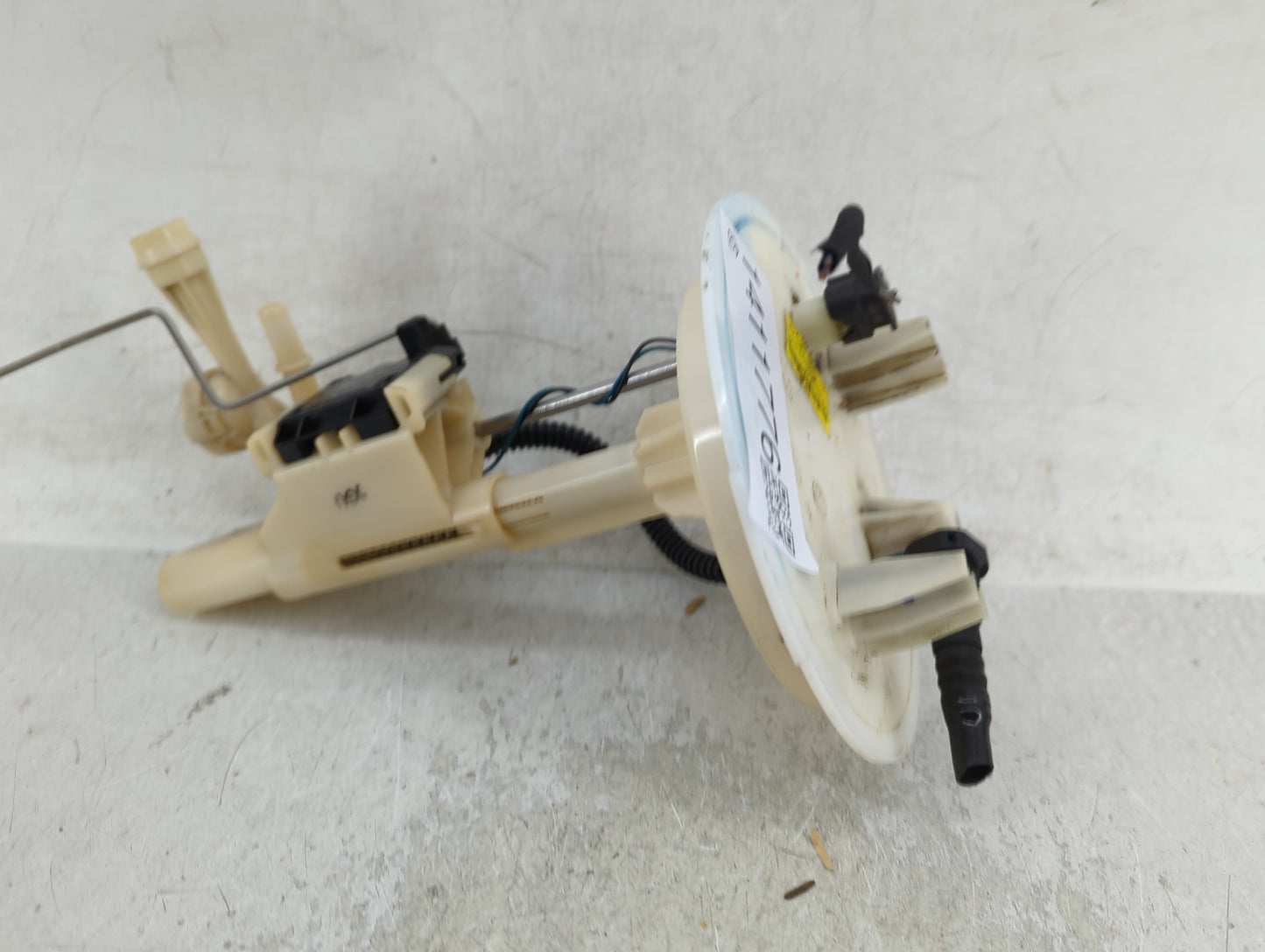 2015-2016 Mercedes-benz Gl350 Electrical Gas Fuel Pump Assembly - Oemusedautoparts1.com