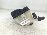 2013 Mercedes-benz Gl350 Radiator Coolant Overflow Expansion Tank Bottle - Oemusedautoparts1.com