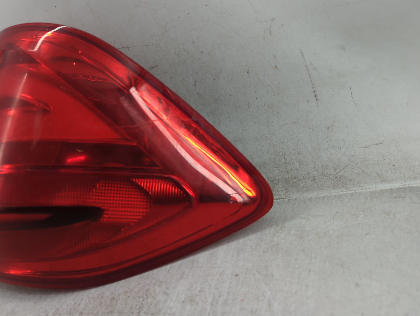 2013-2016 Mercedes-Benz Gl350 Tail Light Assembly Passenger Right OEM Fits Fits 2013 2014 2015 2016 OEM Used Auto Parts - Oe