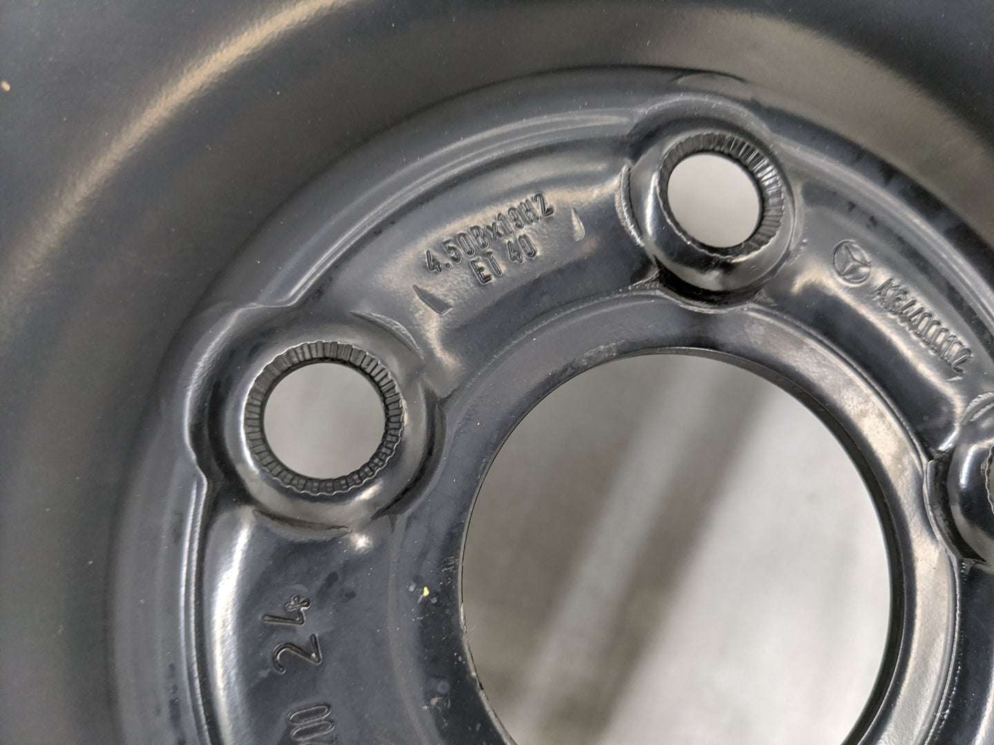 2011-2016 Mercedes-benz Gl350 Spare Donut Tire Wheel Rim Oem - Oemusedautoparts1.com