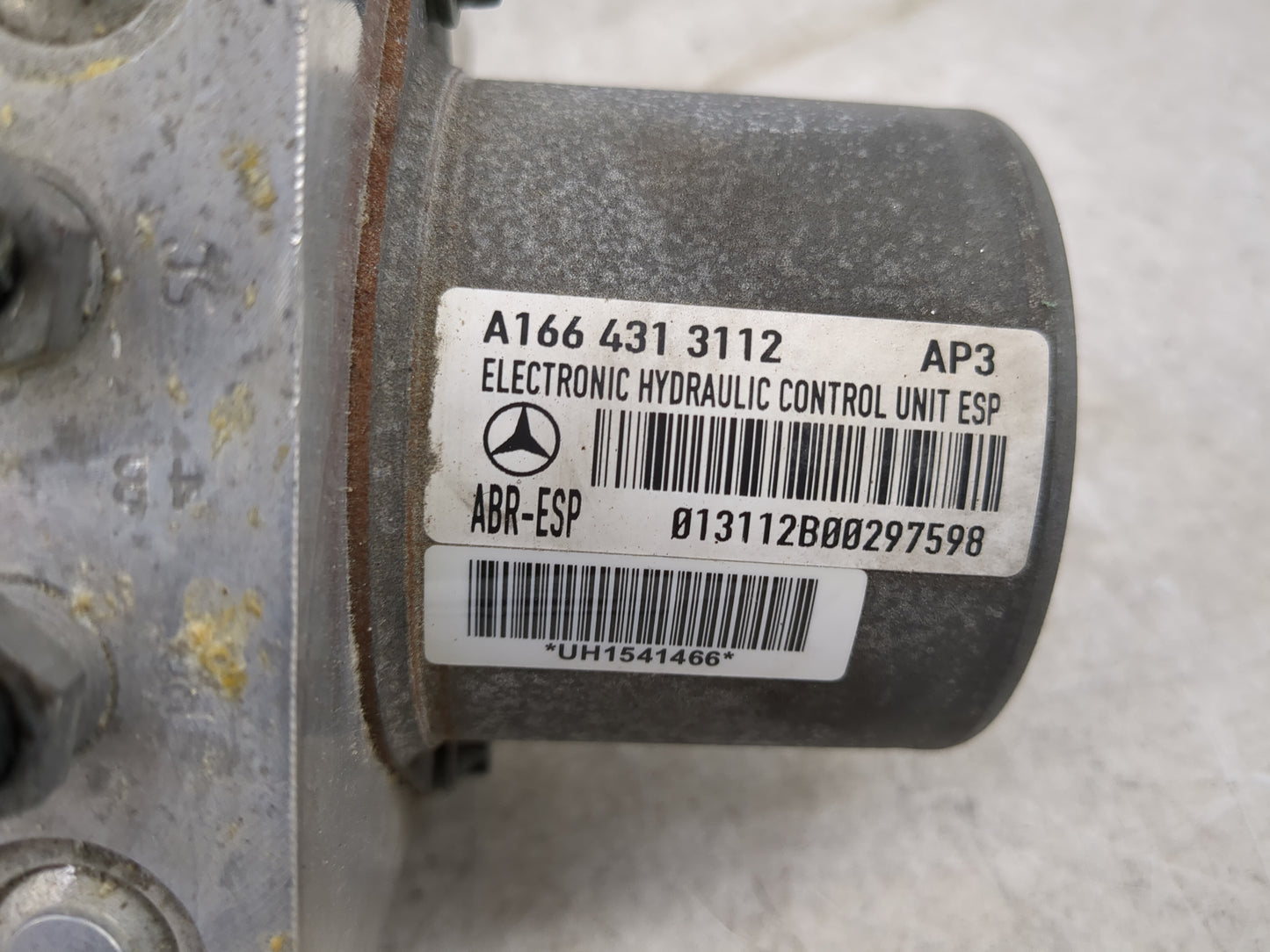 2014-2015 Mercedes-Benz Gl550 ABS Pump Control Module Replacement P/N:A166 431 3112 Fits Fits 2014 2015 OEM Used Auto Parts 